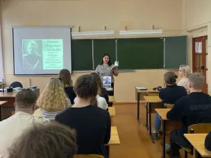 Библиотекари провели вечер боевой славы «Ты выстоял великий Сталинград!»